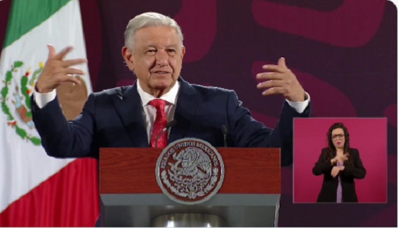 AMLO Asegura que Estudiantes de la UNAM Son Engañados por Maestros Sobre la Reforma Judicial